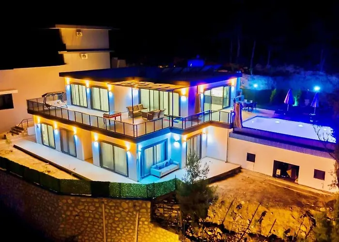 Kalkanda Merkeze Yakin Ayaz Vila Kaş